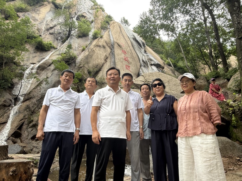 中拓团建两日游：峡谷漂流，天空之眼、奇石谷环山湖——欢聚时刻解锁多样欢乐与团队温情